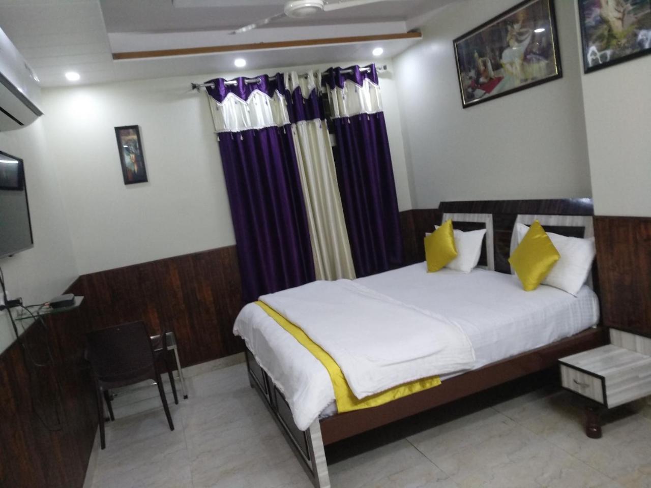 Hotel Rb Palace Dhaulpur Luaran gambar