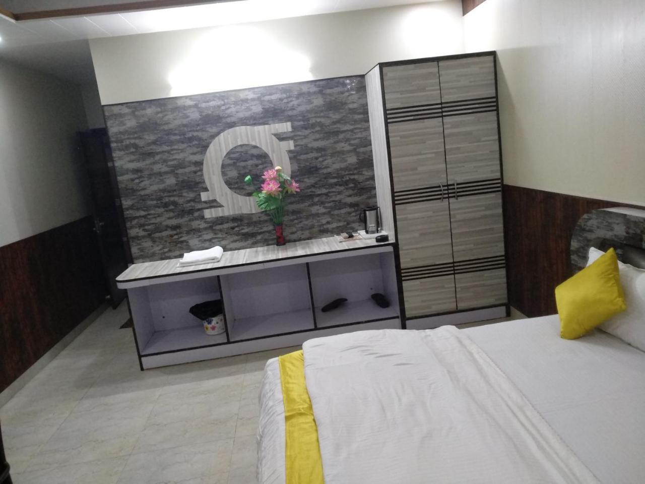 Hotel Rb Palace Dhaulpur Luaran gambar