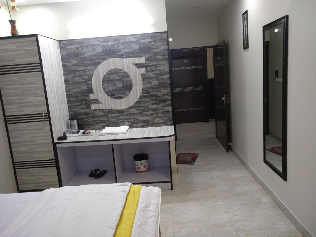 Hotel Rb Palace Dhaulpur Luaran gambar