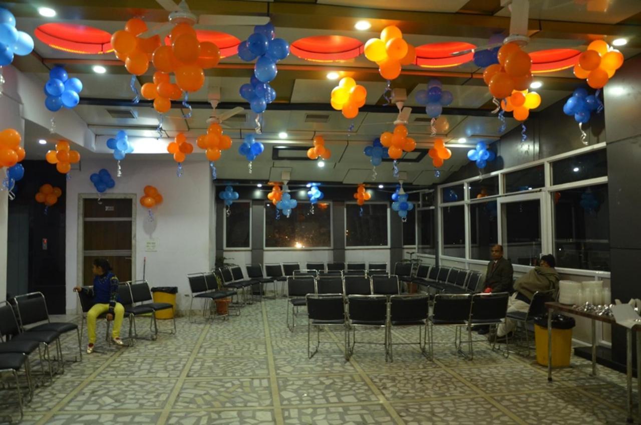 Hotel Rb Palace Dhaulpur Luaran gambar